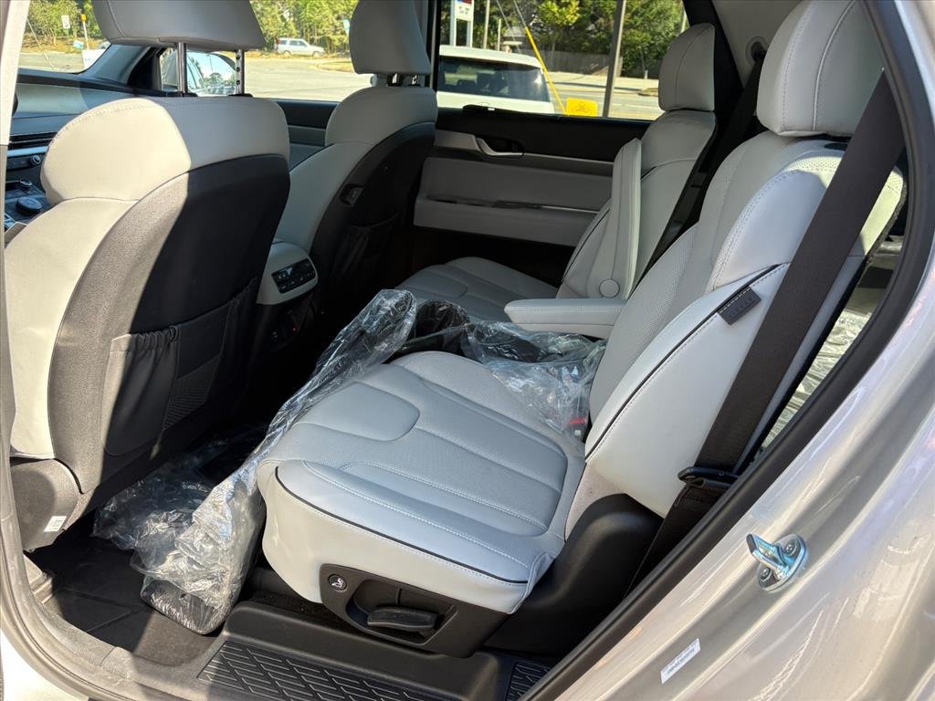 Used 2025 Hyundai Palisade SEL AWD/4WD image 18