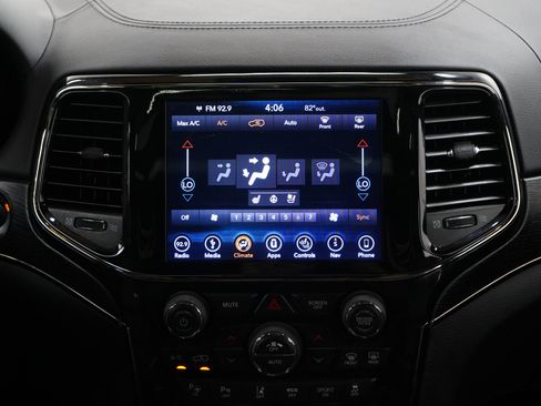 Used 2019 Jeep Grand Cherokee High Altitude AWD/4WD image 15