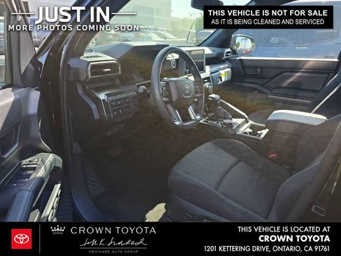 Used 2026 Toyota 4Runner SR5 AWD/4WD image 5