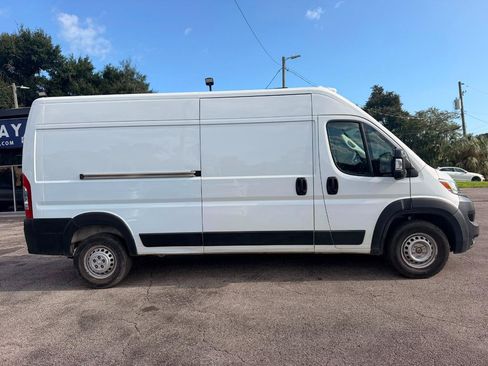 Used 2025 RAM ProMaster 3500 w/ Convenience Group FWD image 6