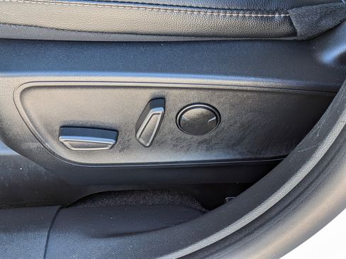 Used 2022 Ford Escape Titanium w/ Titanium Premium Package image 26