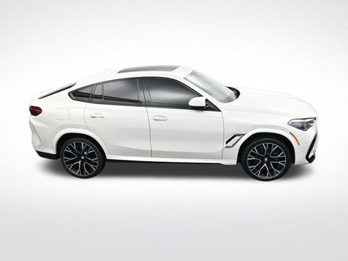 Used 2021 BMW X6 M w/ Executive Package image 21