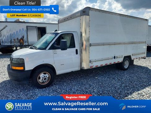 Used 2018 GMC Savana 3500 Extended w/ Driver Convenience Package RWD image 1