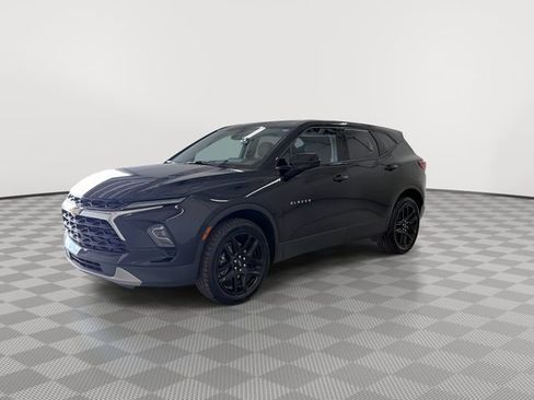 Certified 2023 Chevrolet Blazer LT w/ Driver Confidence Package image 6