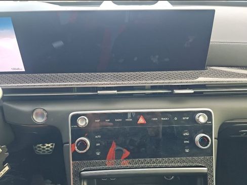 Used 2025 Genesis GV80 3.5T e-SC image 7