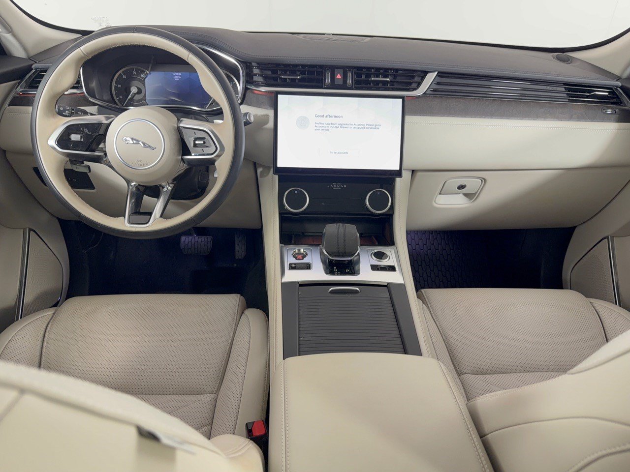Used 2023 Jaguar F-PACE S AWD/4WD image 17