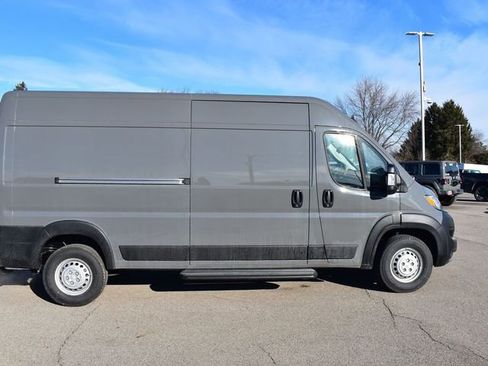 New 2025 RAM ProMaster 3500 w/ Convenience Group image 7