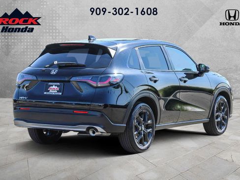 Certified 2025 Honda HR-V Sport image 4