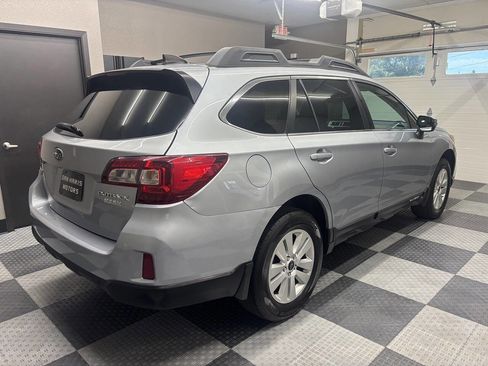 Used 2017 Subaru Outback 2.5i Premium AWD/4WD image 8
