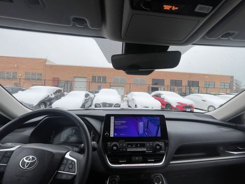 Used 2025 Toyota Grand Highlander FWD image 33