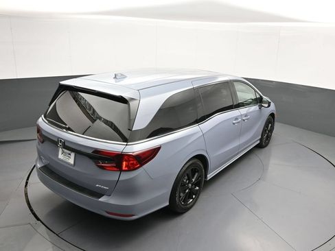 Used 2024 Honda Odyssey Sport image 41