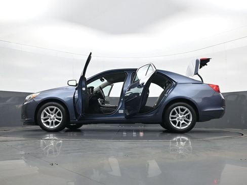 Used 2013 Chevrolet Malibu LT w/ Power Convenience Package image 34