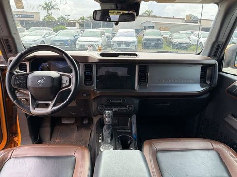 Used 2021 Ford Bronco Outer Banks AWD/4WD image 8