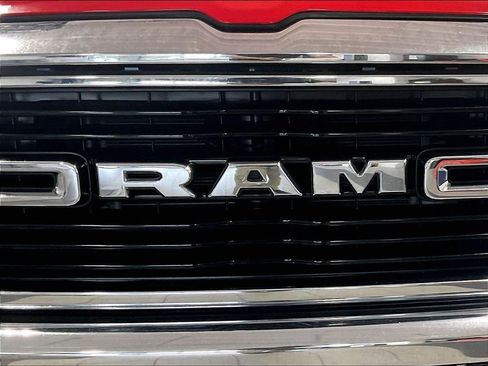 Used 2020 RAM 1500 Big Horn AWD/4WD image 32