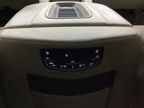 Used 2020 Cadillac Escalade Luxury image 41