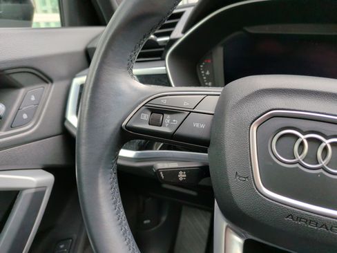 Certified 2022 Audi Q3 2.0T Premium w/ Convenience Package image 19