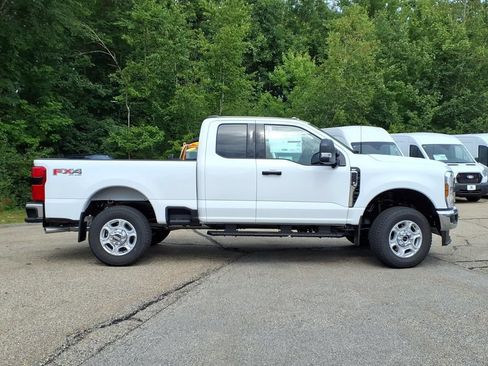New 2026 Ford F350 XLT w/ 360-Degree Camera Package AWD/4WD image 4