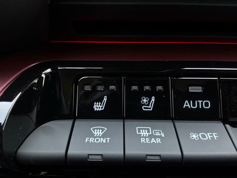 New 2026 Toyota Prius Plug-In Hybrid w/ Limited Premium Package FWD image 29