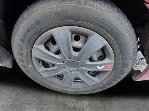 Used 2003 Toyota Camry LE FWD image 15