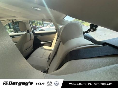 Used 2018 Honda Civic EX image 13