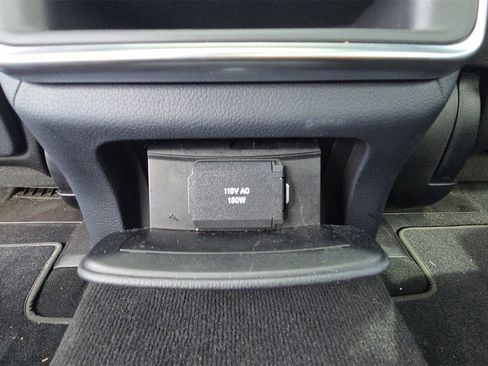 Used 2015 Mercedes-Benz S 550 Sedan w/ Premium 1 Package image 29