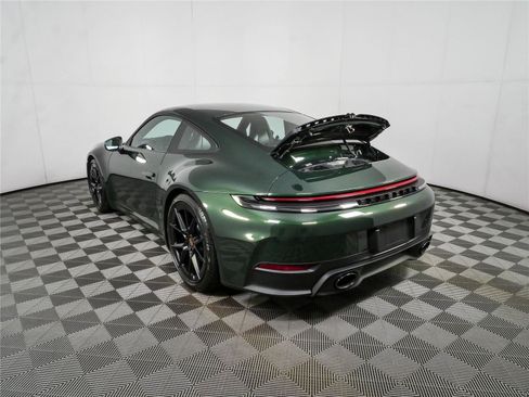 Certified 2026 Porsche 911 Carrera RWD image 30
