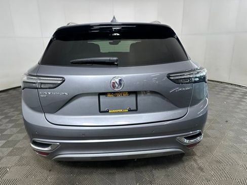 Used 2022 Buick Envision Avenir w/ Technology Package II image 4