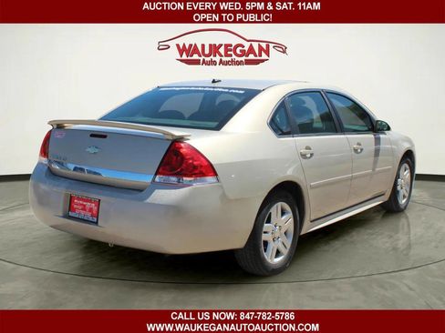Used 2010 Chevrolet Impala LT w/ Luxury Edition Package FWD image 5