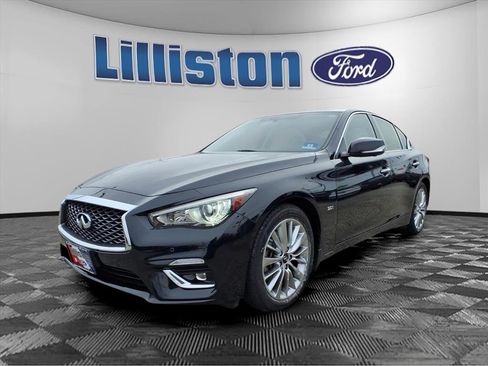 Used 2020 INFINITI Q50 Luxe w/ Essential Package (3.0T Luxe) image 5