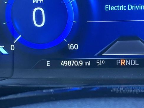 Used 2022 Ford Escape Titanium image 32