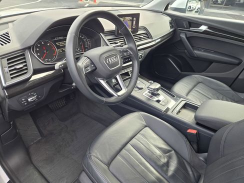Used 2018 Audi Q5 2.0T Premium w/ Convenience Package image 10