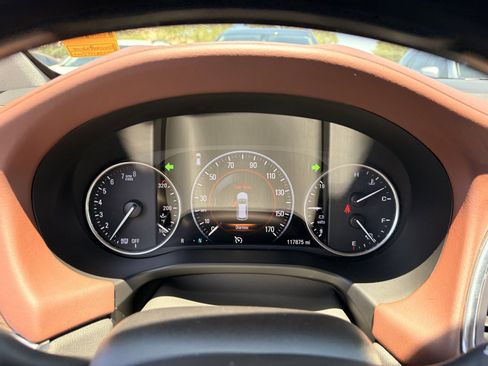 Used 2018 Buick Enclave Avenir w/ Avenir Technology Package FWD image 28