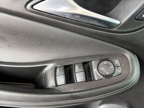 Used 2025 Buick Encore GX Preferred FWD image 18