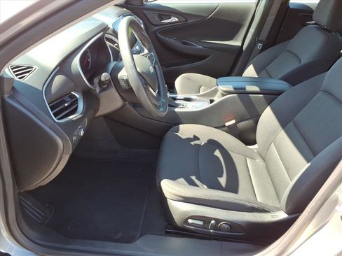 Used 2024 Chevrolet Malibu LT FWD image 10