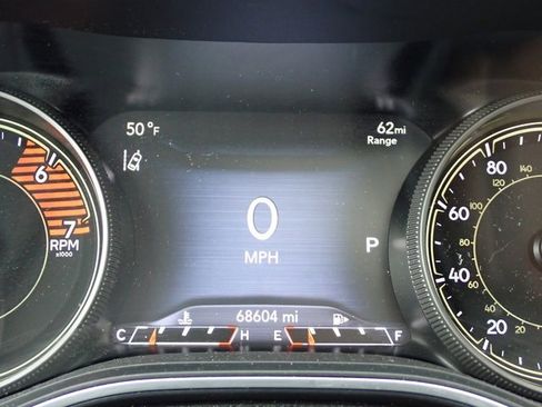 Certified 2022 Jeep Cherokee Latitude Lux w/ Sun & Sound Group image 24