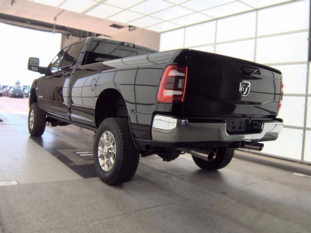 Used 2023 RAM 2500 Laramie AWD/4WD image 9