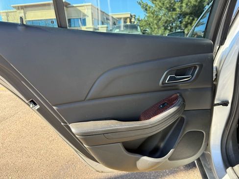 Used 2014 Chevrolet Malibu LT image 13