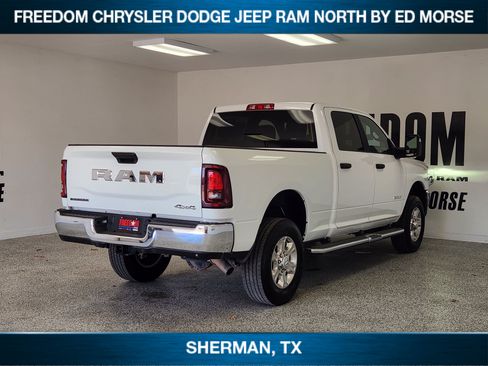 Used 2025 RAM 2500 Big Horn AWD/4WD image 4