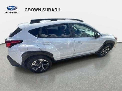 Used 2024 Subaru Crosstrek 2.0i Premium AWD/4WD image 5