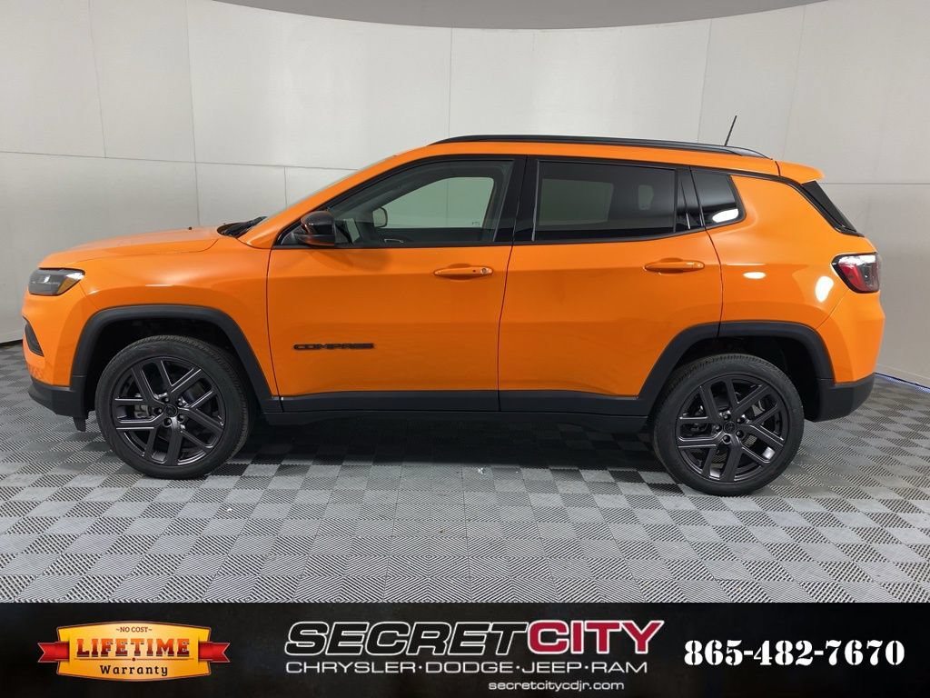 New 2026 Jeep Compass Latitude AWD/4WD image 4