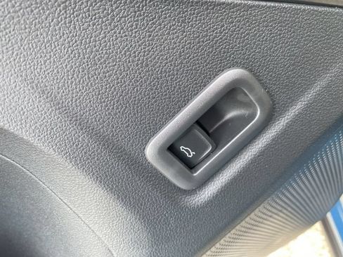 New 2026 Volkswagen Tiguan SE R-Line AWD/4WD image 26