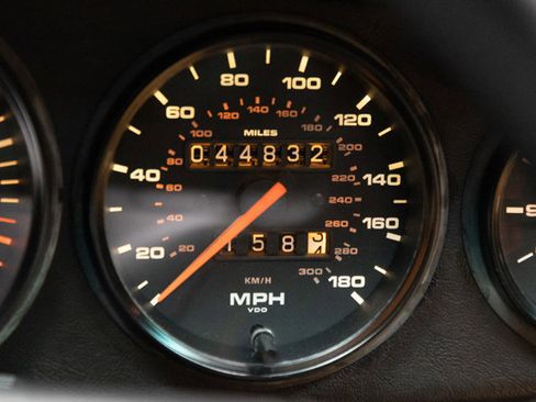 Used 1994 Porsche 911 Carrera 4 image 68