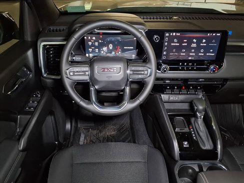 New 2026 GMC Canyon Elevation image 14