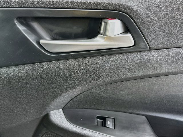 Used 2019 Hyundai Tucson SE w/ Cargo Package AWD/4WD image 27