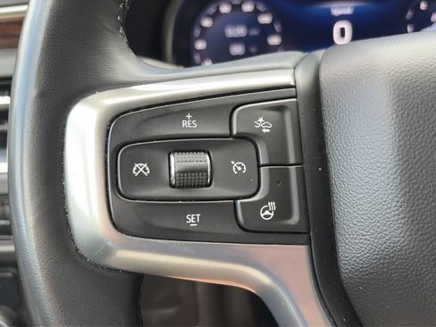 Used 2024 Chevrolet Suburban Premier RWD image 22