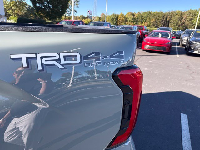 Used 2024 Toyota Tundra Limited w/ TRD Off-Road Package AWD/4WD image 9