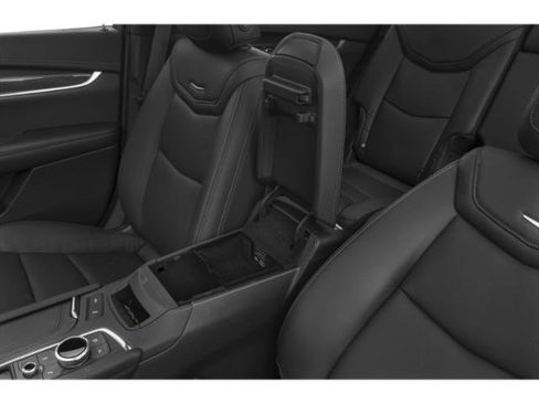 Used 2023 Cadillac XT6 Luxury image 14