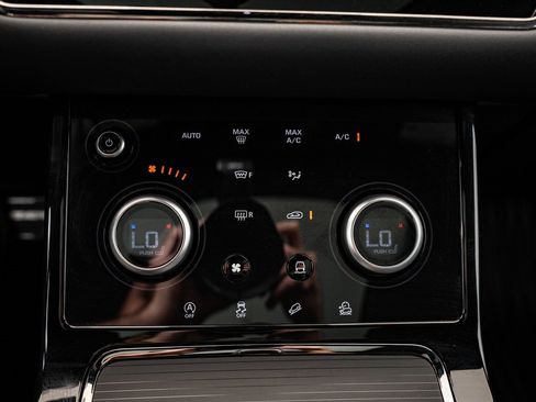 Used 2023 Land Rover Range Rover Evoque R-Dynamic SE image 37