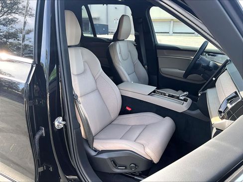 Used 2026 Volvo XC90 T8 Ultra w/ Lounge Package AWD/4WD image 10