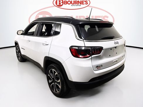 Used 2023 Jeep Compass Limited AWD/4WD image 7